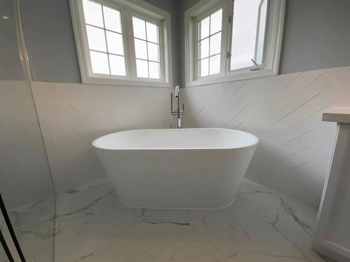 Plumbing fixture installation Barrie — faucets, sinks, toilets